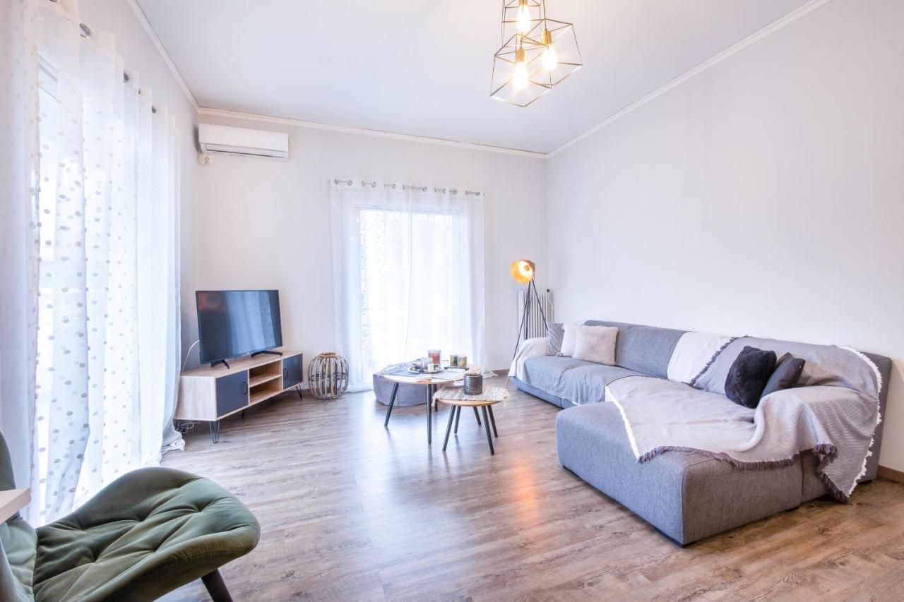 אתונה Apartment With Parking Near Medical Center מראה חיצוני תמונה